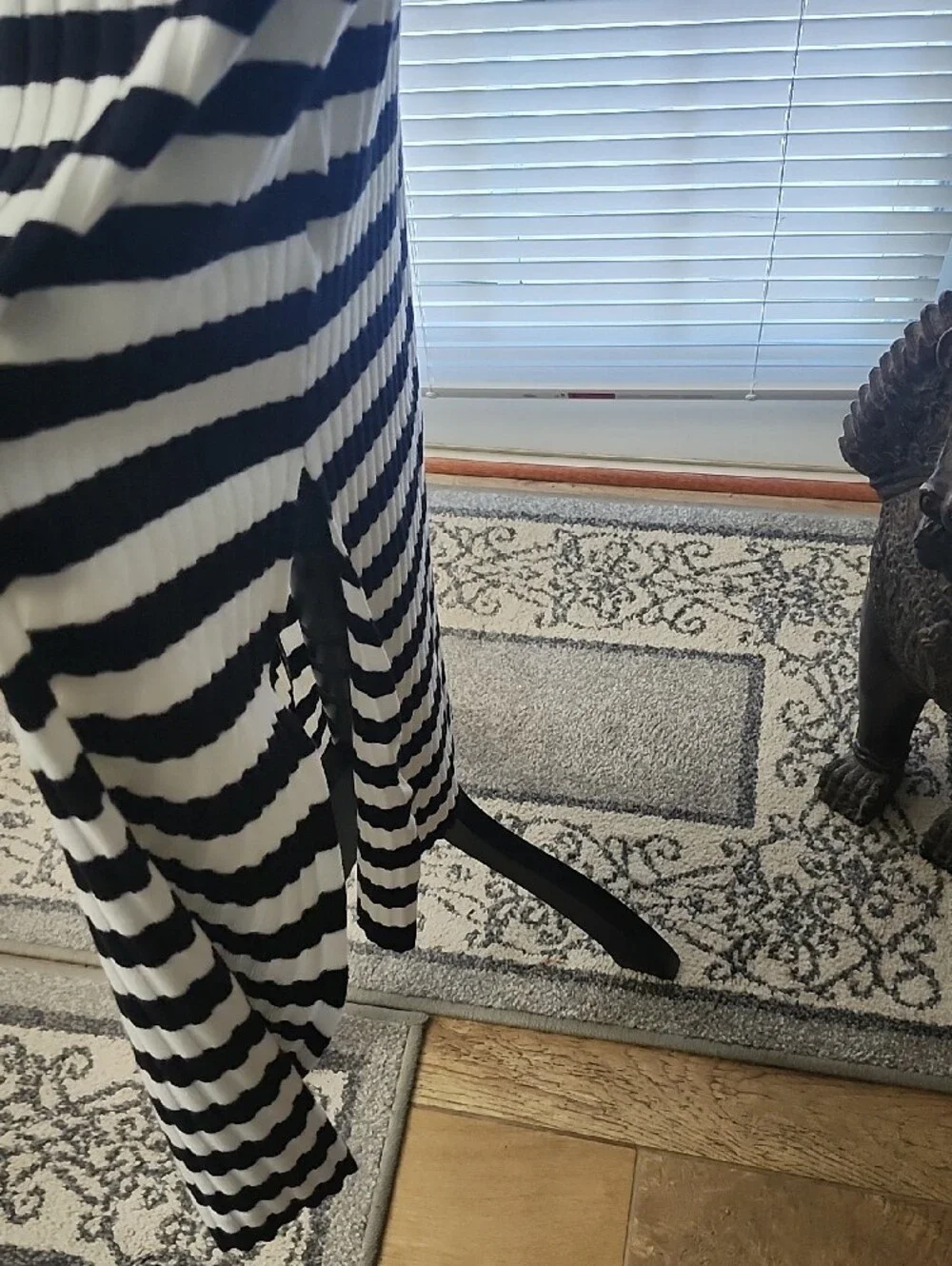 zeagoo Black and White Striped Sleeveless Maxi Dress - Picture 2 of 4